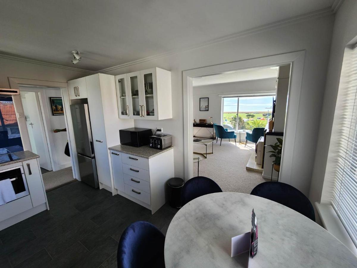 Apartamento Art Deco Beauty On The Bay Hill Timaru Exterior foto